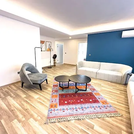 104- Large And Spacius Apartment